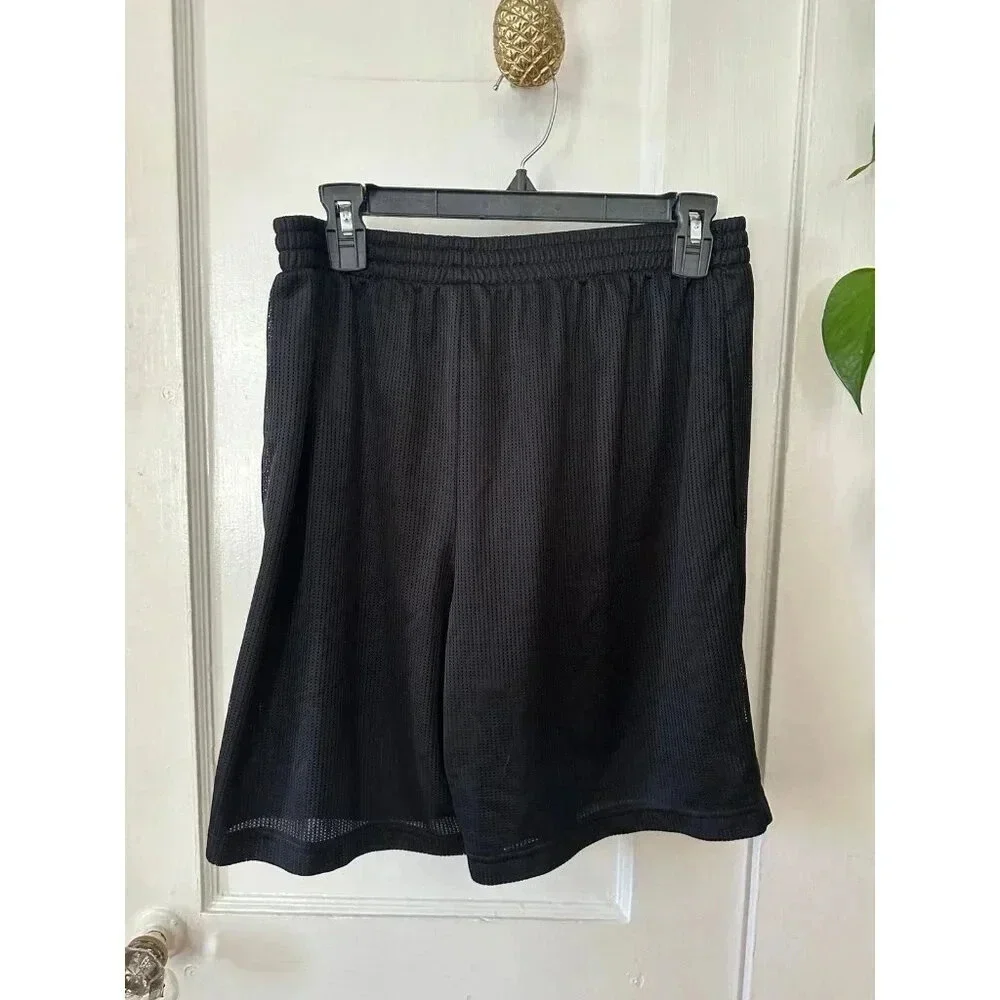 Starters Men’s size medium black basketball shorts